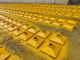 cast iron foundry make custom- made metal products, iron parts on street
